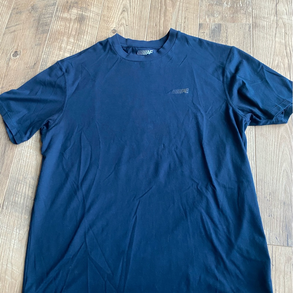 American eagle tee shirt